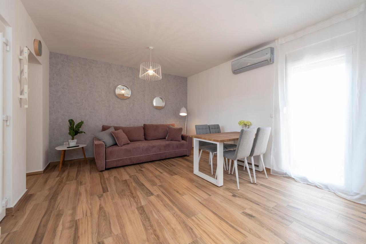 Luxury Apartments - La Vir 1 & 2 Ngoại thất bức ảnh